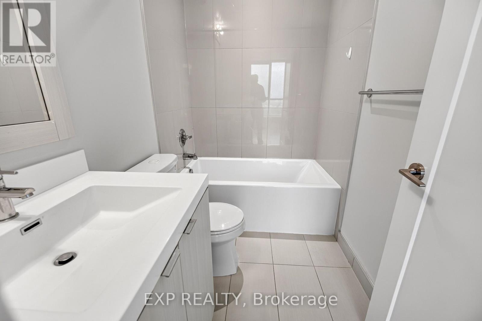 3807 - 7 Mabelle Avenue, Toronto, Ontario  M9A 4X7 - Photo 21 - W13788690