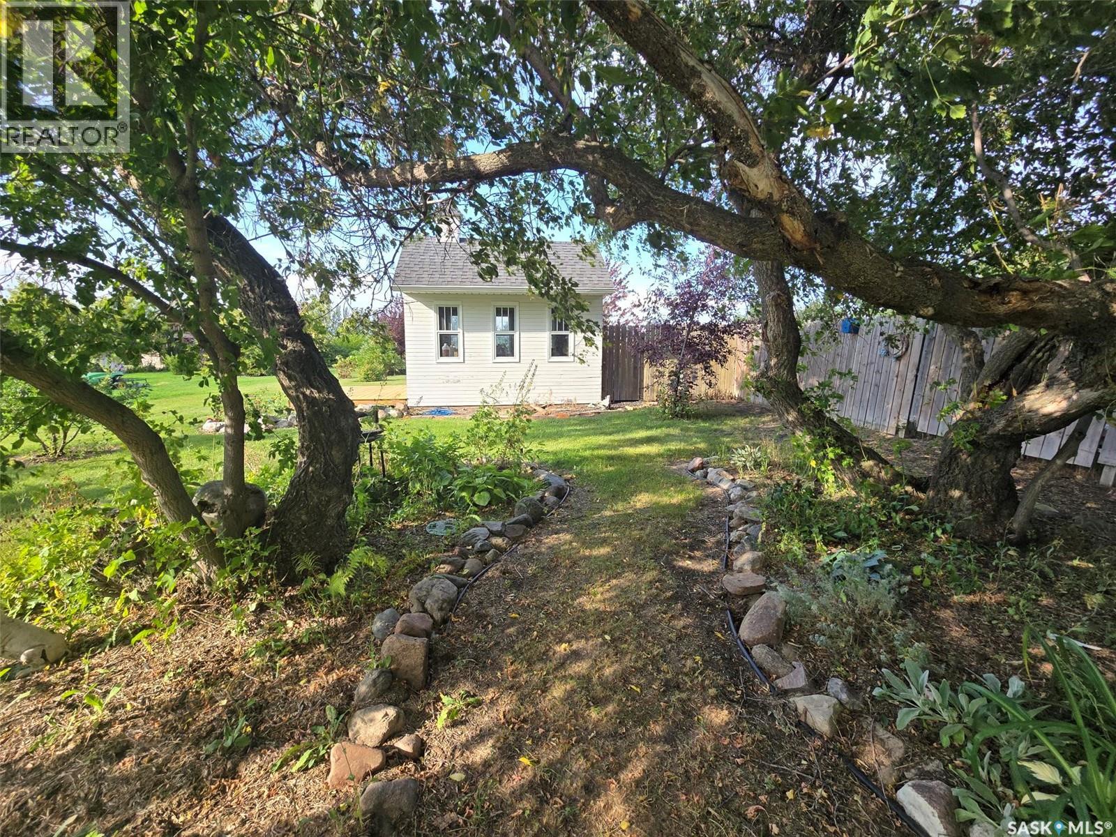 1306 Assiniboia Avenue, Grenfell, Saskatchewan  S0G 2B0 - Photo 76 - SK032583