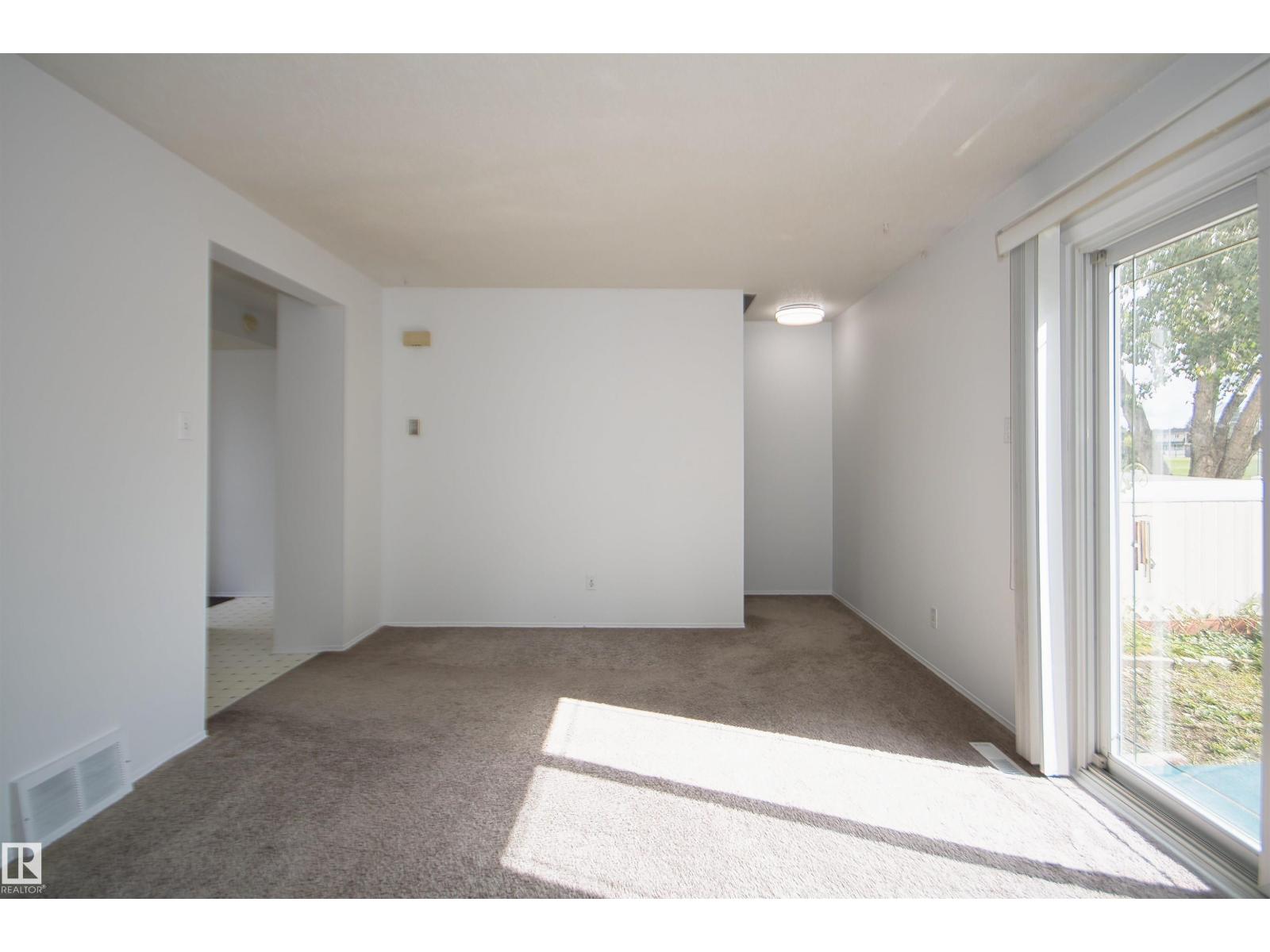 7743 37 Av Nw, Edmonton, Alberta  T6K 1T9 - Photo 4 - E4508843