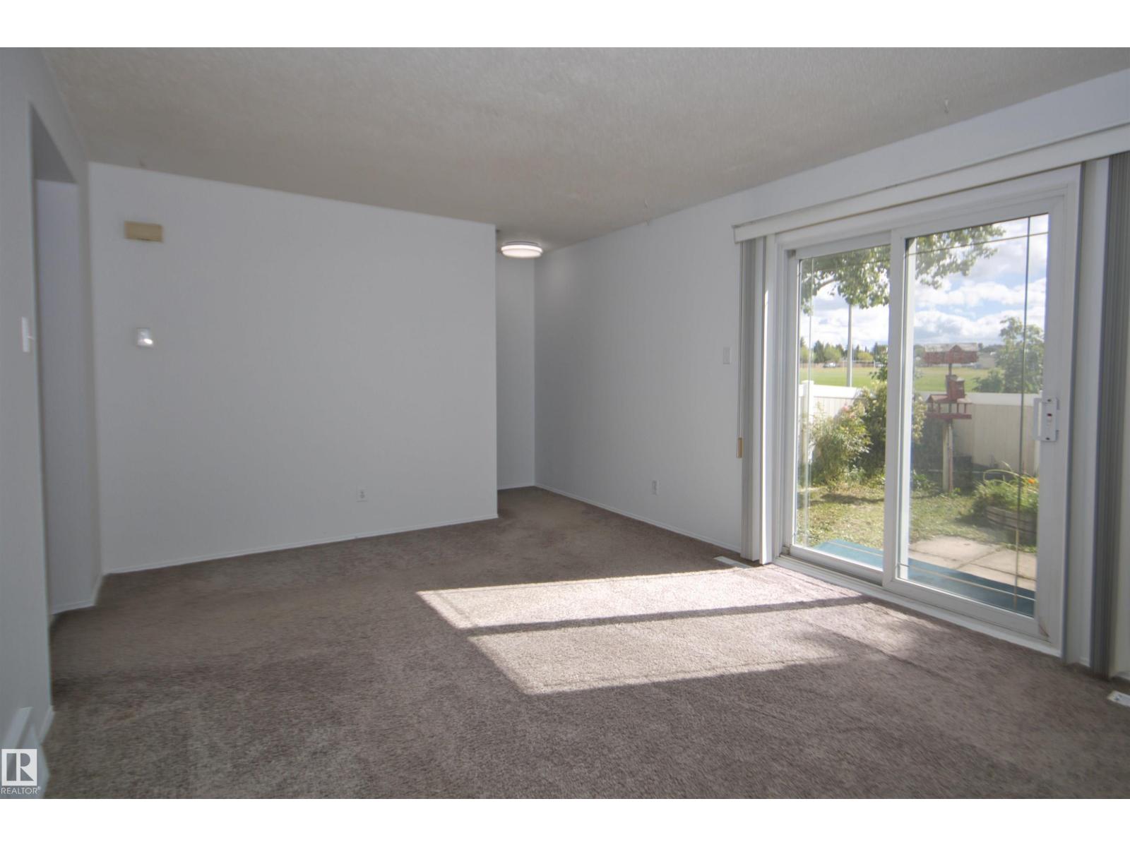 7743 37 Av Nw, Edmonton, Alberta  T6K 1T9 - Photo 5 - E4508843