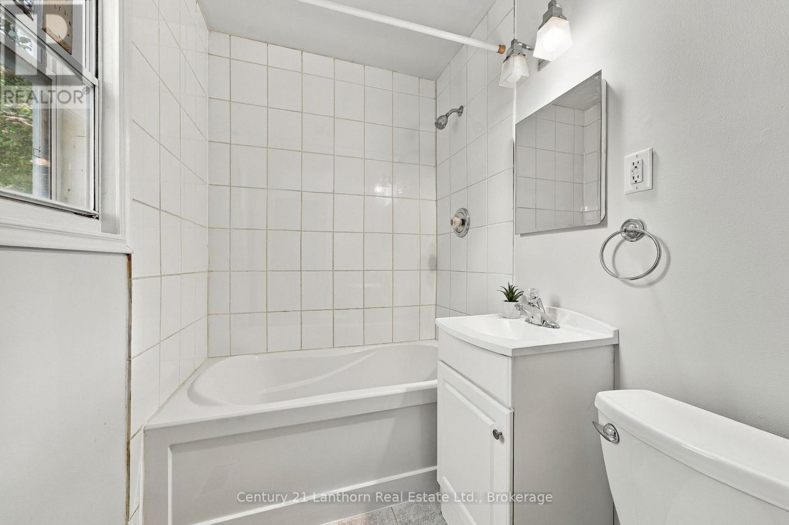 106 Humewood Drive, Belleville, Ontario  K8N 4E6 - Photo 18 - X13788454