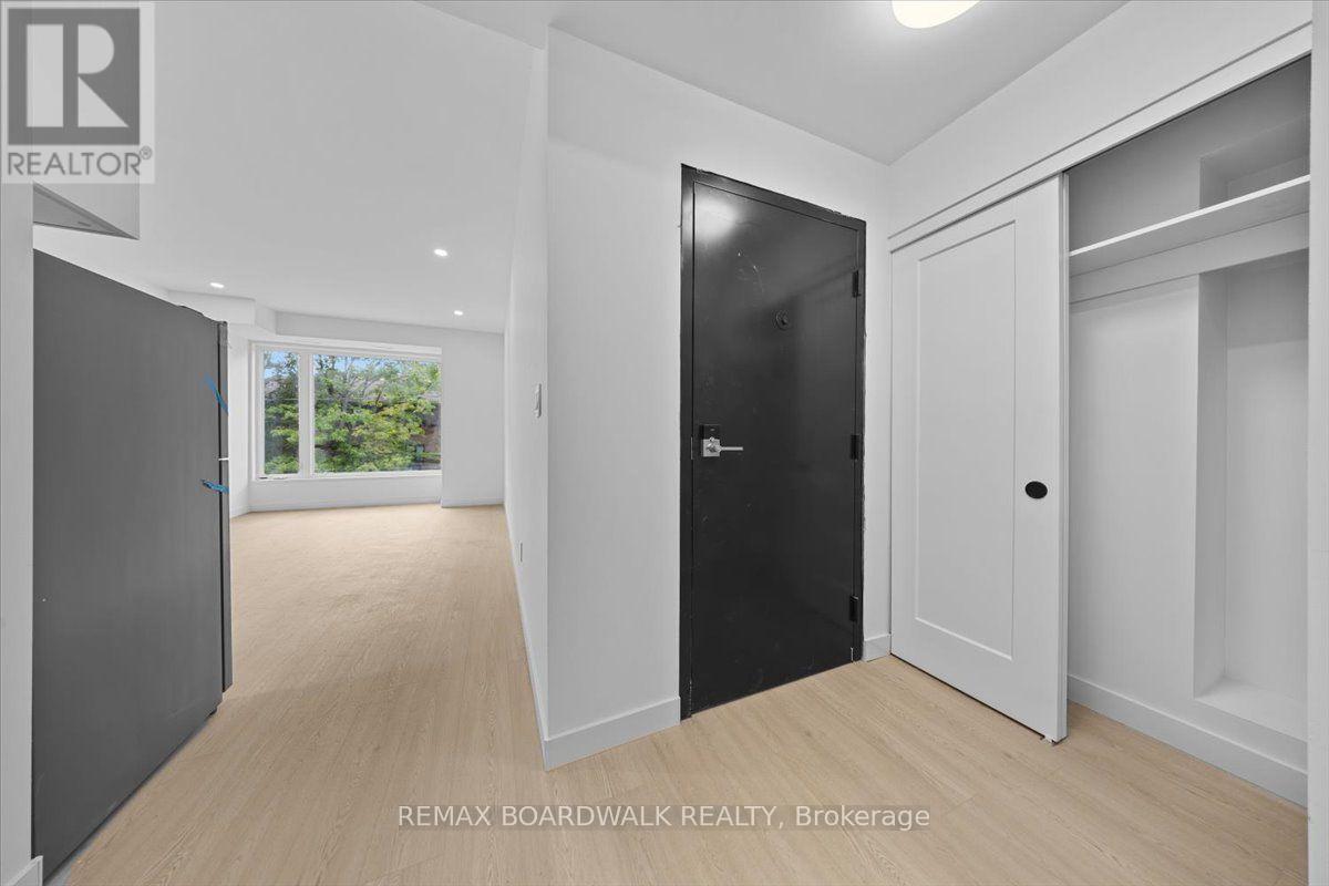 Unit 3 - 315 Savard Avenue, Ottawa, Ontario  K1L 7S1 - Photo 4 - X13788722