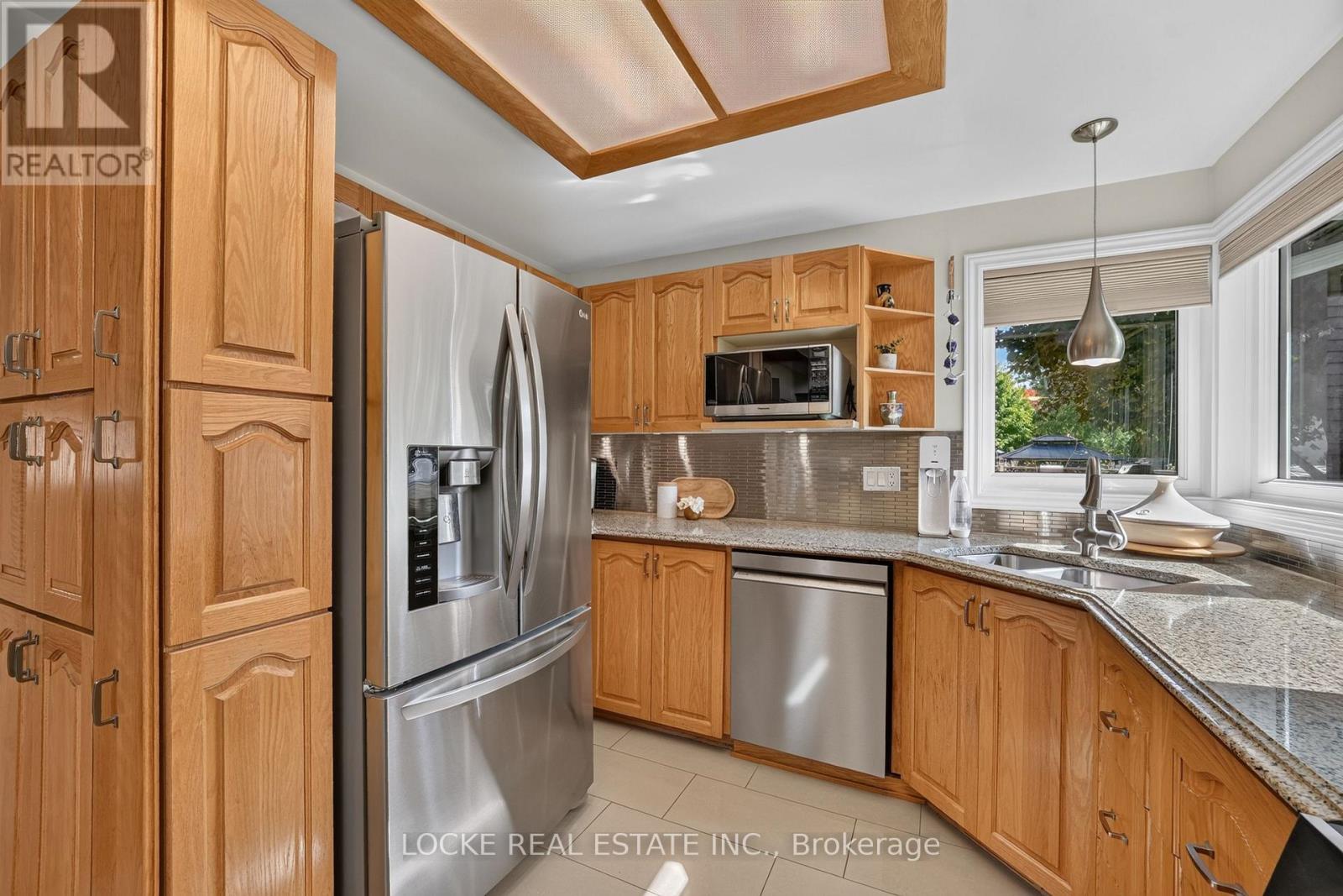 1672 Des Ravins Place, Ottawa, Ontario  K1C 6H7 - Photo 12 - X13788744