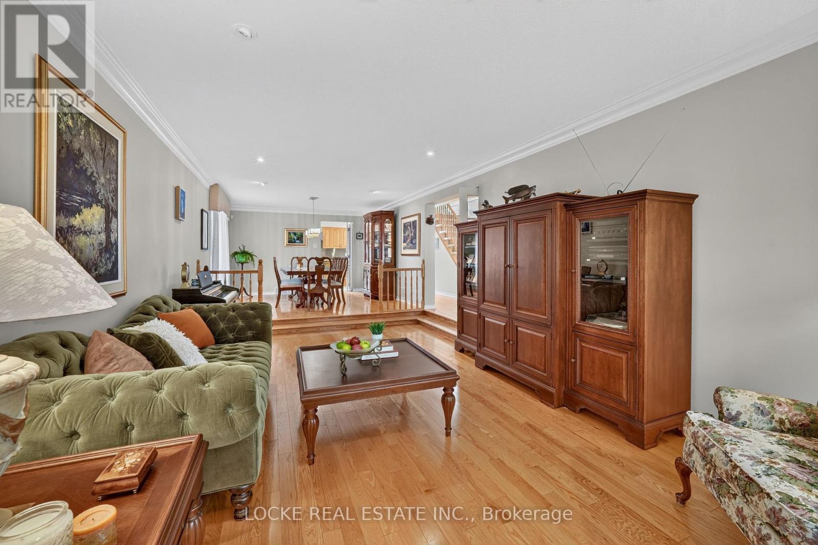 1672 Des Ravins Place, Ottawa, Ontario  K1C 6H7 - Photo 6 - X13788744