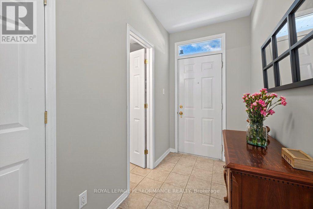 34 Steel Street, Ottawa, Ontario  K1J 6R3 - Photo 3 - X13788754