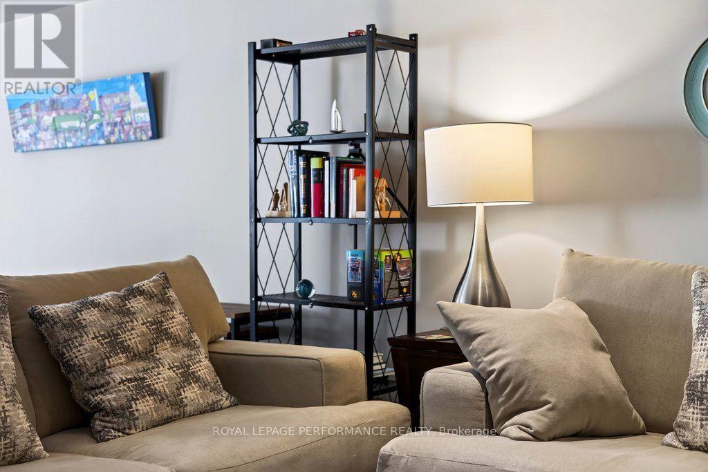 34 Steel Street, Ottawa, Ontario  K1J 6R3 - Photo 6 - X13788754