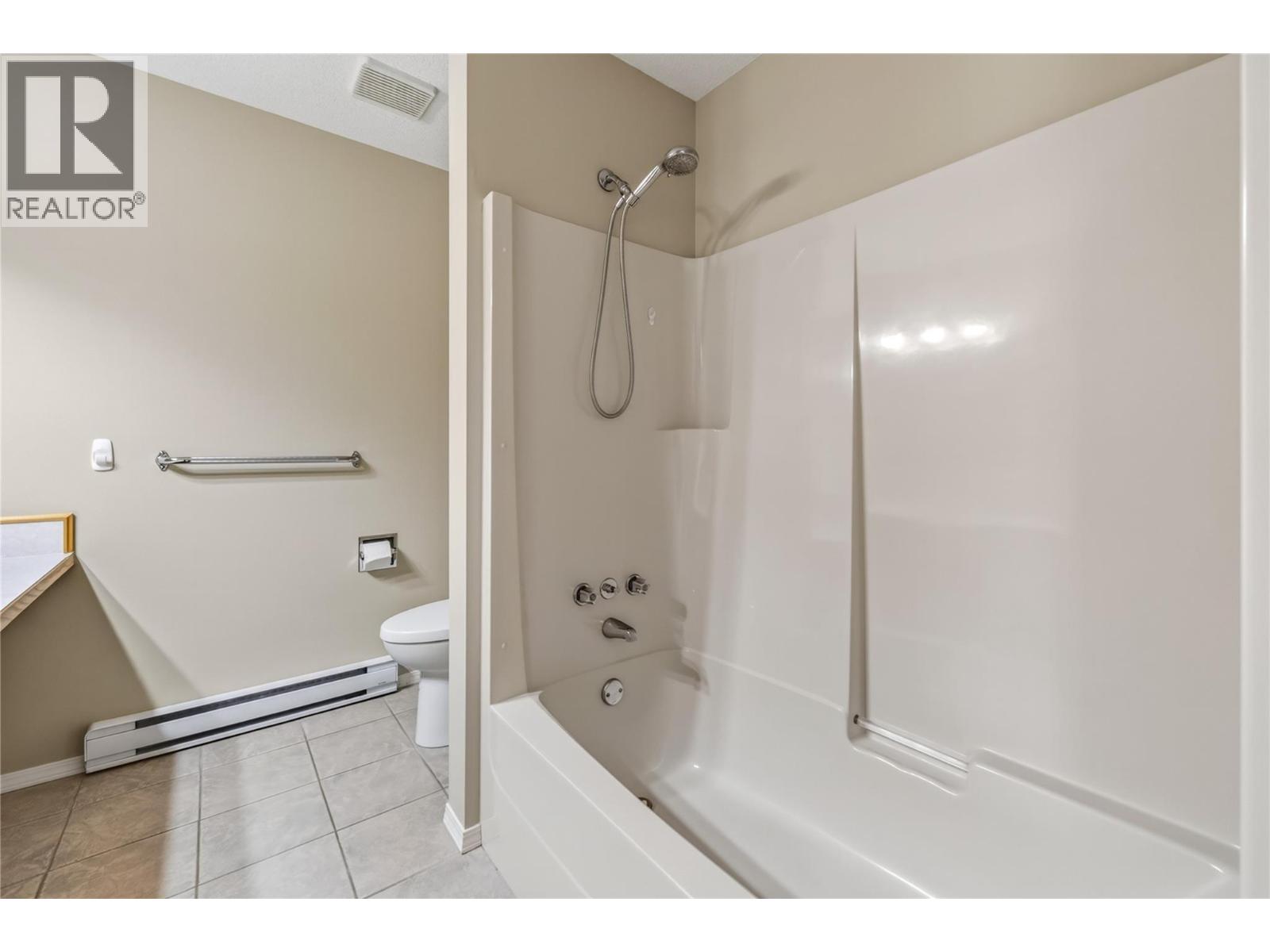 1692 Atkinson Street Unit# 106, Penticton, British Columbia  V2A 6B5 - Photo 11 - 10400806