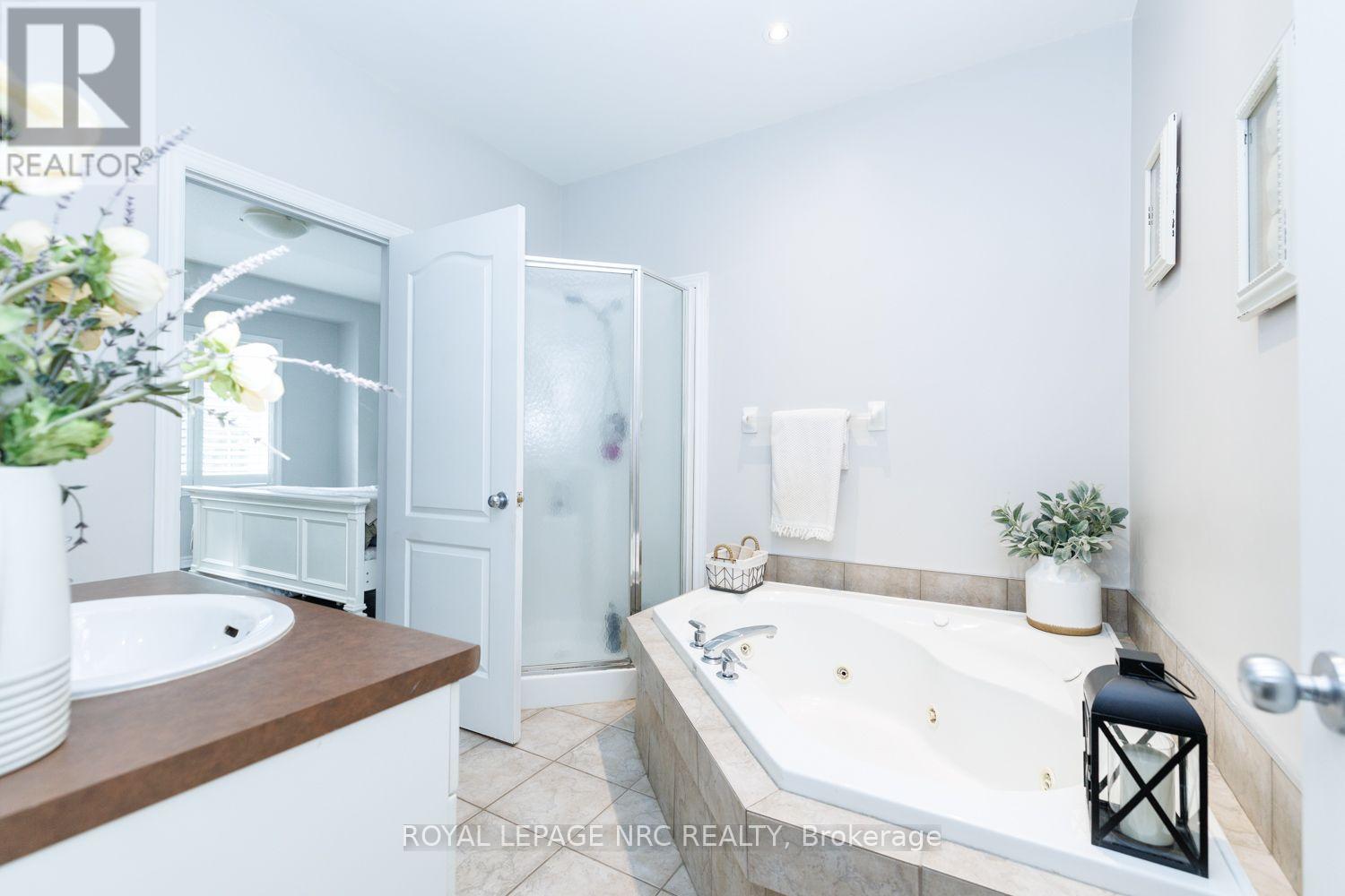 9 - 8142 Costabile Drive, Niagara Falls (Ascot), Ontario  L2H 3M3 - Photo 14 - X13788714