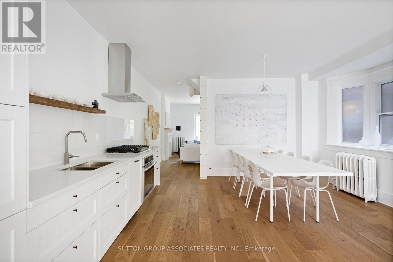 853 Manning Avenue, Toronto, Ontario  M6G 2X1 - Photo 10 - C13788730