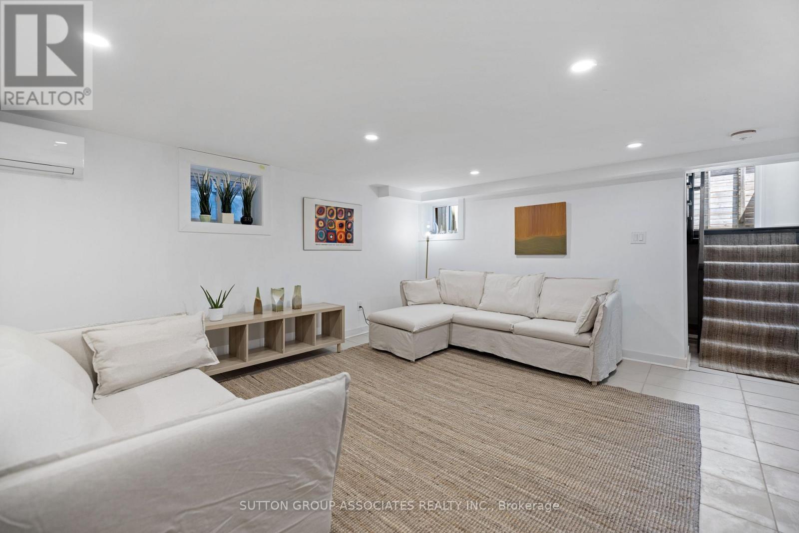 853 Manning Avenue, Toronto, Ontario  M6G 2X1 - Photo 24 - C13788730