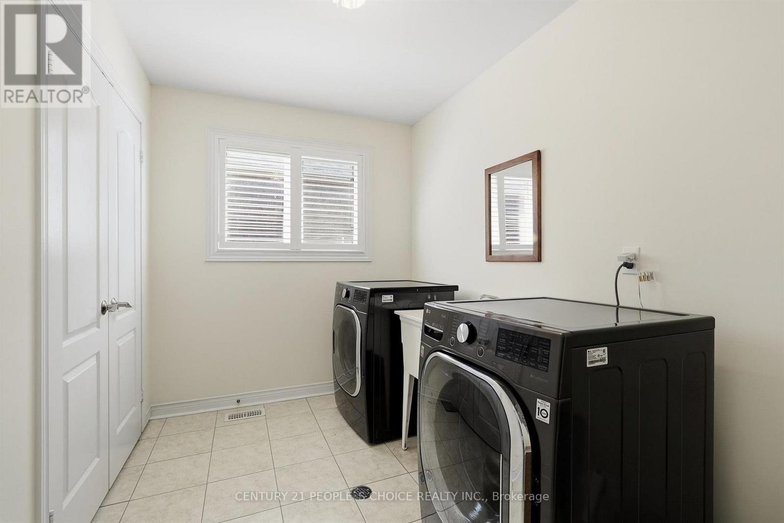 17 Chatterson Street, Whitby, Ontario  L1R 0B1 - Photo 39 - E13788698