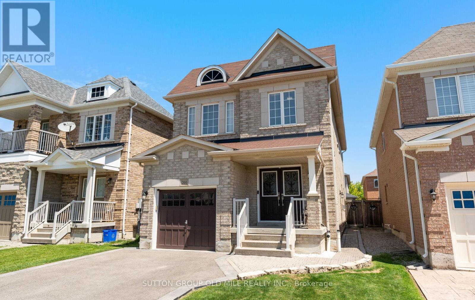 201 VELLORE PARK AVENUE, Vaughan, Ontario