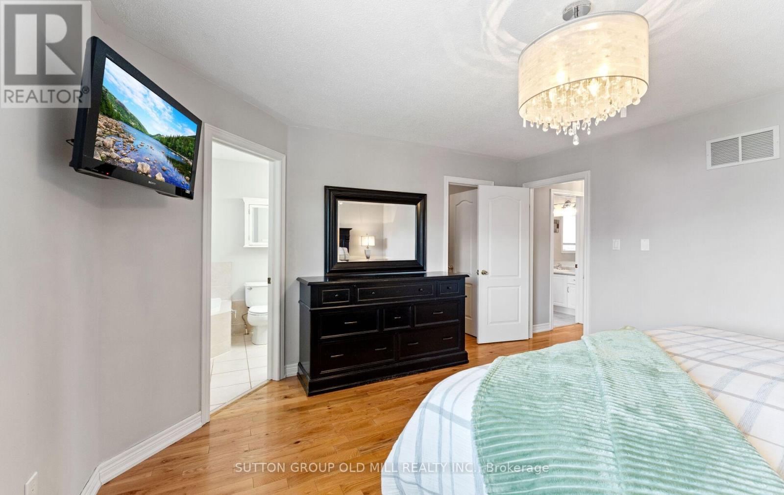 201 Vellore Park Avenue, Vaughan, Ontario  L4H 0C3 - Photo 18 - N13788740
