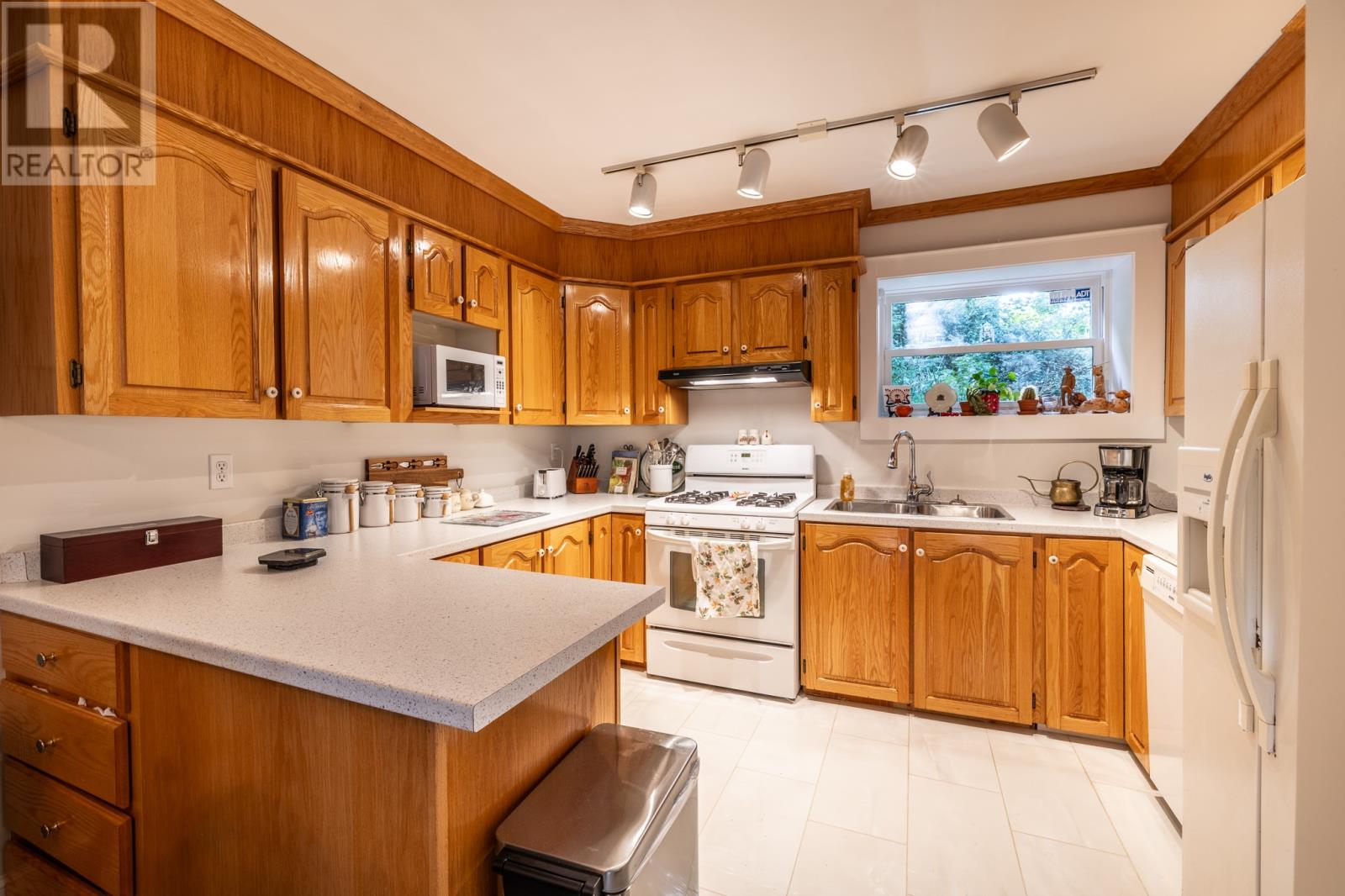 184 Forest Road, St. John's — photo 10