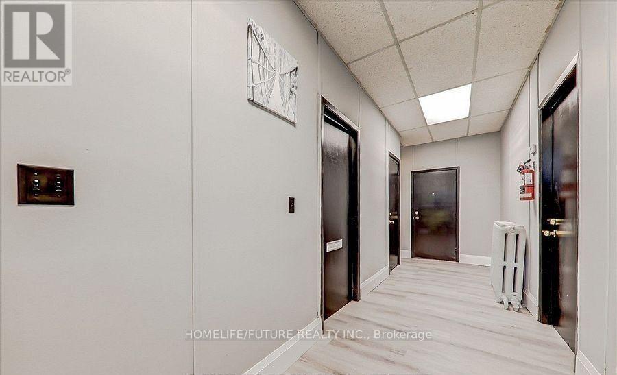 74 King Street W, Oshawa, Ontario L1H 1A6 - Photo 4 - E13786092