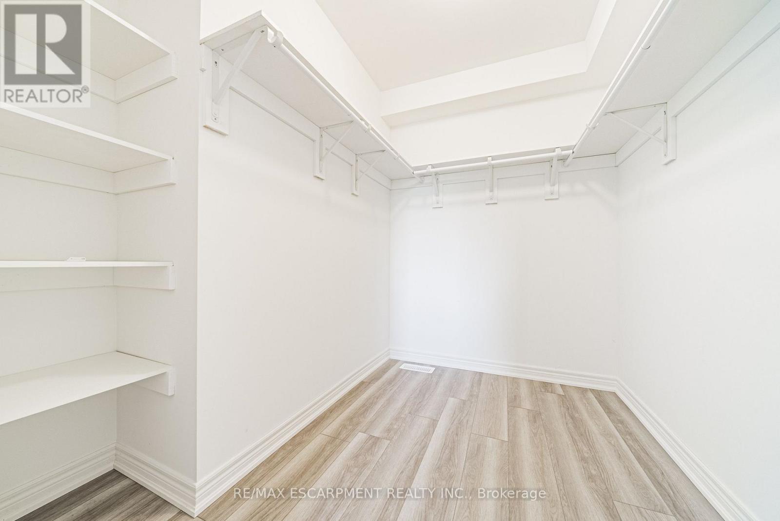 11 Davinci Boulevard, Hamilton, Ontario  L9B 1B7 - Photo 21 - X13786796