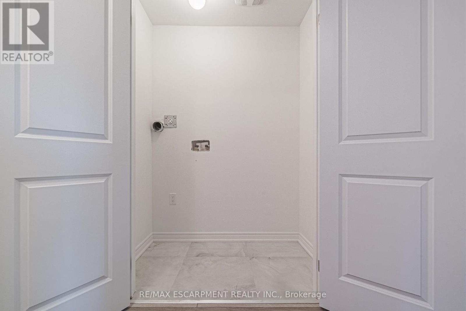 11 Davinci Boulevard, Hamilton, Ontario  L9B 1B7 - Photo 23 - X13786796