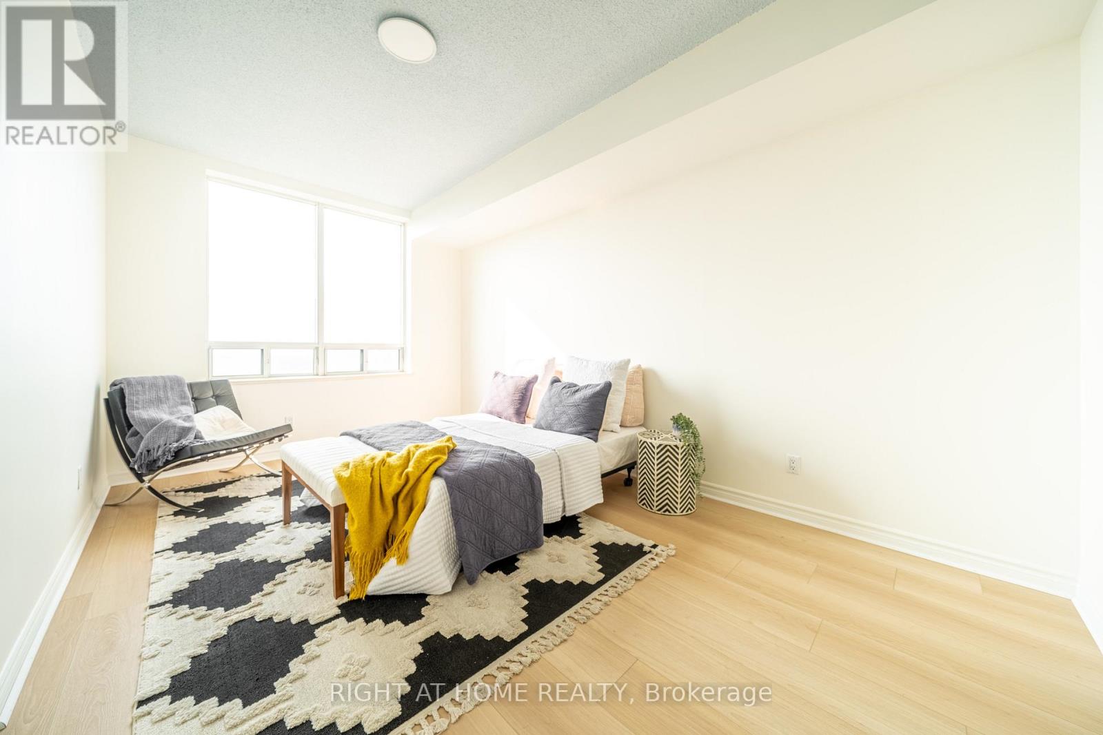 1707 - 1 Belvedere Court, Brampton, Ontario  L6V 4M6 - Photo 15 - W13788708