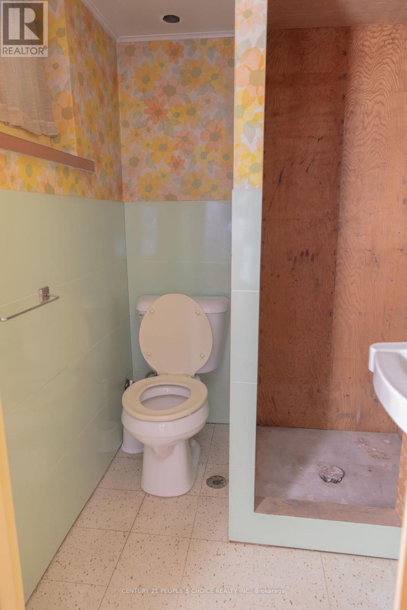 312 Runnymede Road, Toronto, Ontario  M6S 2Y6 - Photo 33 - W13788742