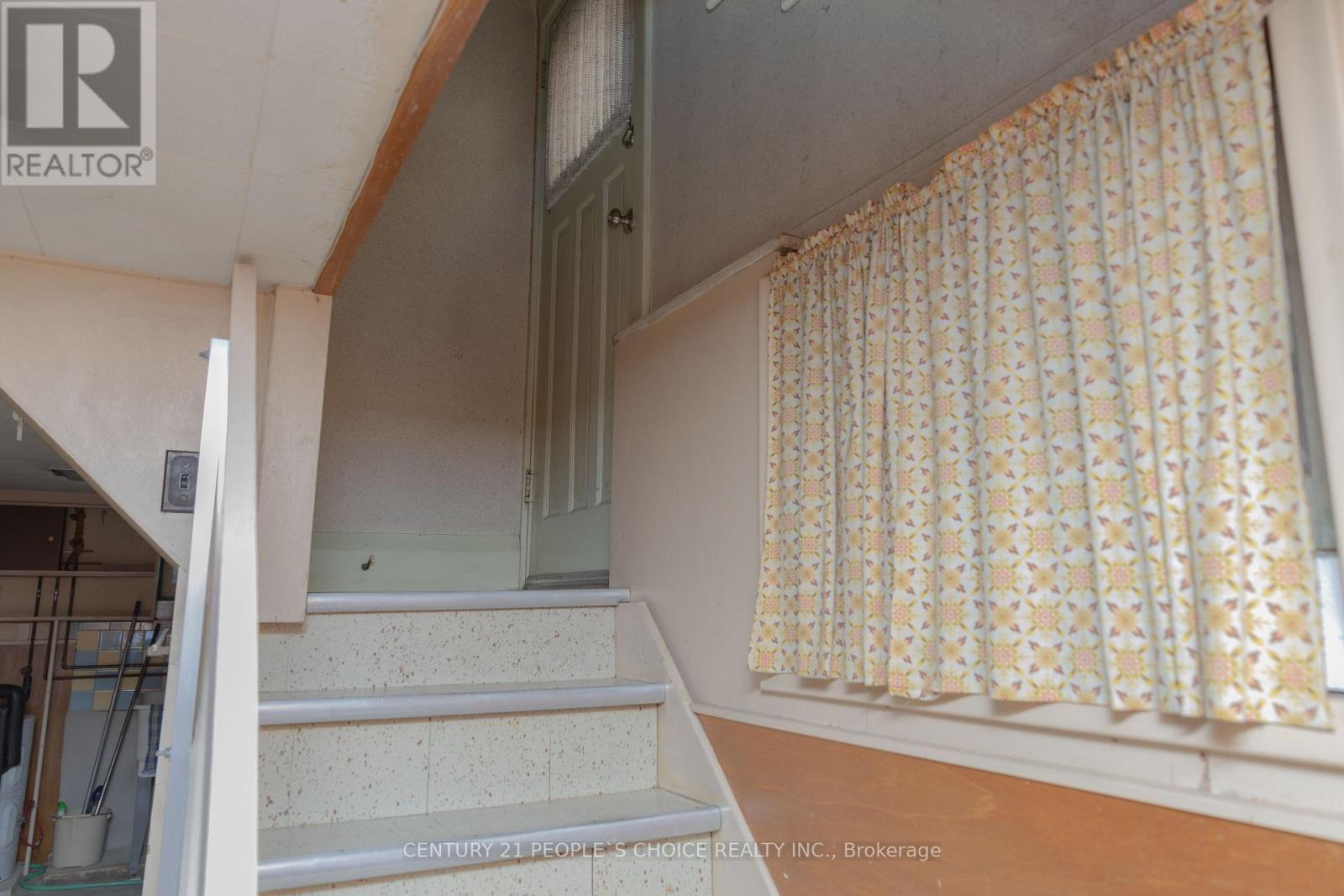 312 Runnymede Road, Toronto, Ontario  M6S 2Y6 - Photo 37 - W13788742