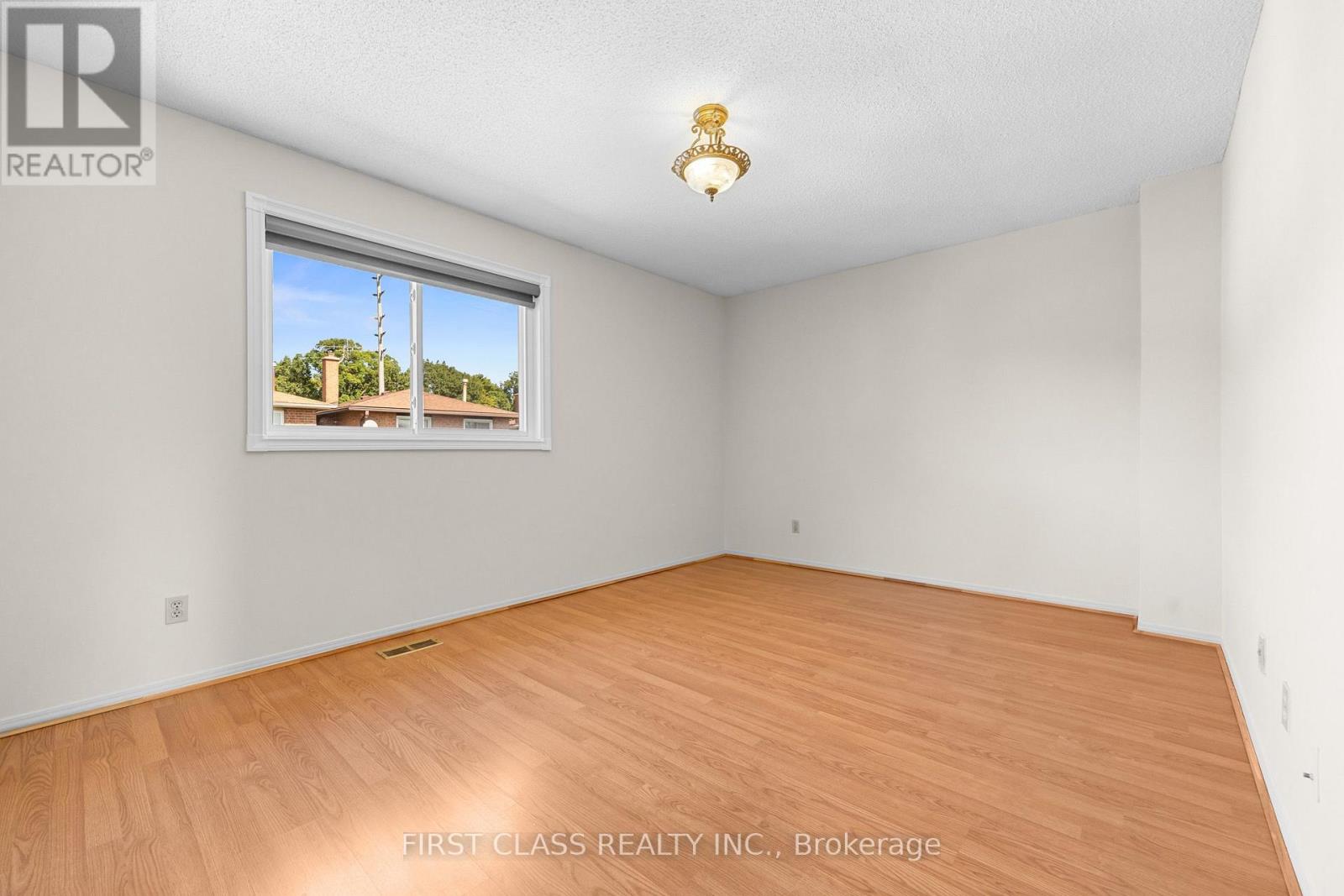 4213 Beacon Lane, Mississauga (Creditview), Ontario  L5C 3V8 - Photo 19 - W13788764