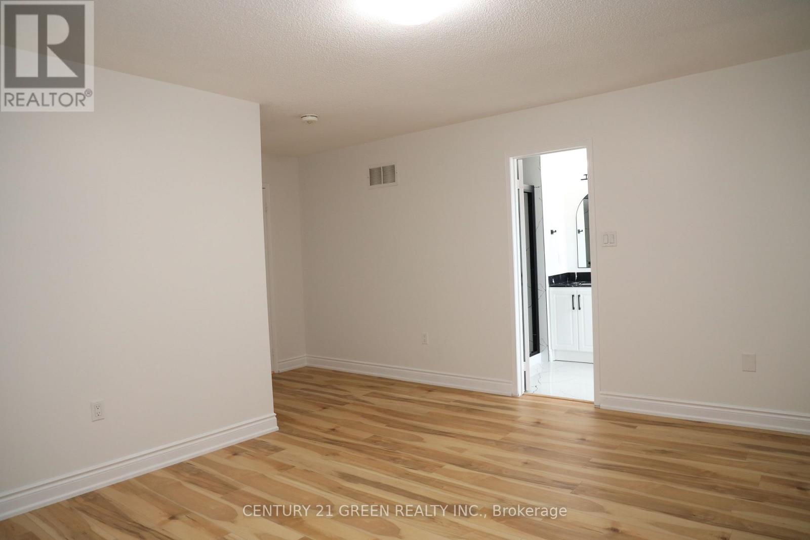 6038 Silken Laumann Way, Mississauga, Ontario  L5V 3A3 - Photo 17 - W13788766
