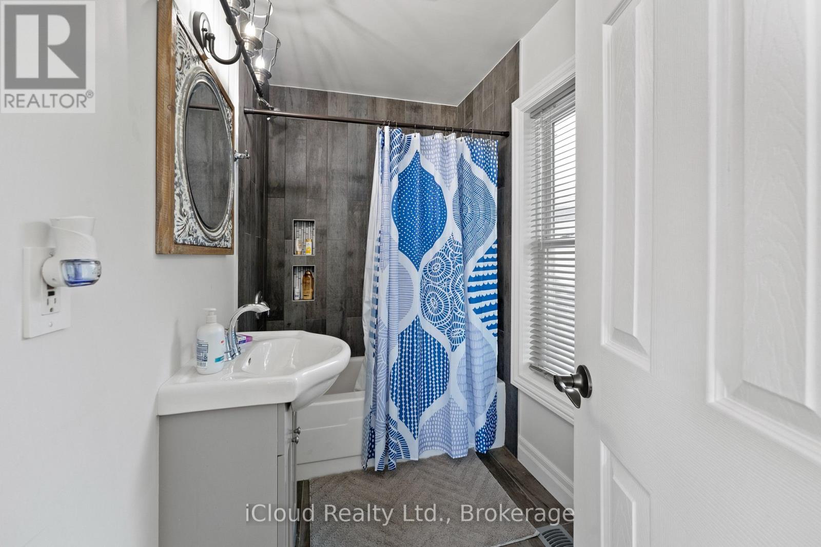 18172 Erie Shore Drive, Chatham-Kent (Blenheim), Ontario  N0P 1A0 - Photo 13 - X13788728