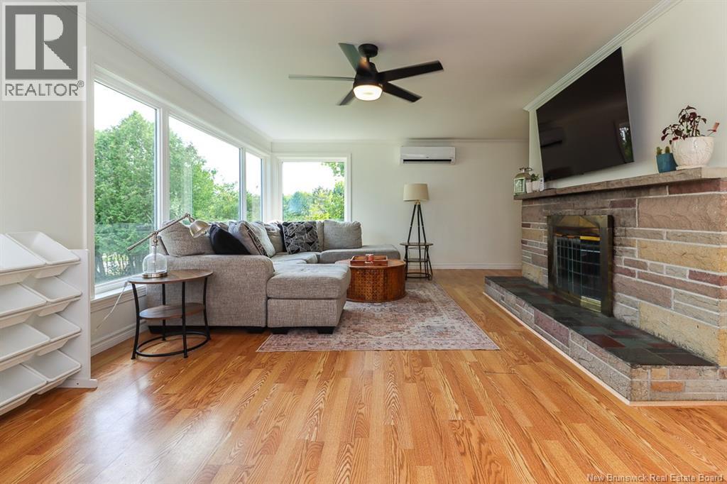 745 Main Street, Hampton, New Brunswick  E5N 6E2 - Photo 10 - NB147685