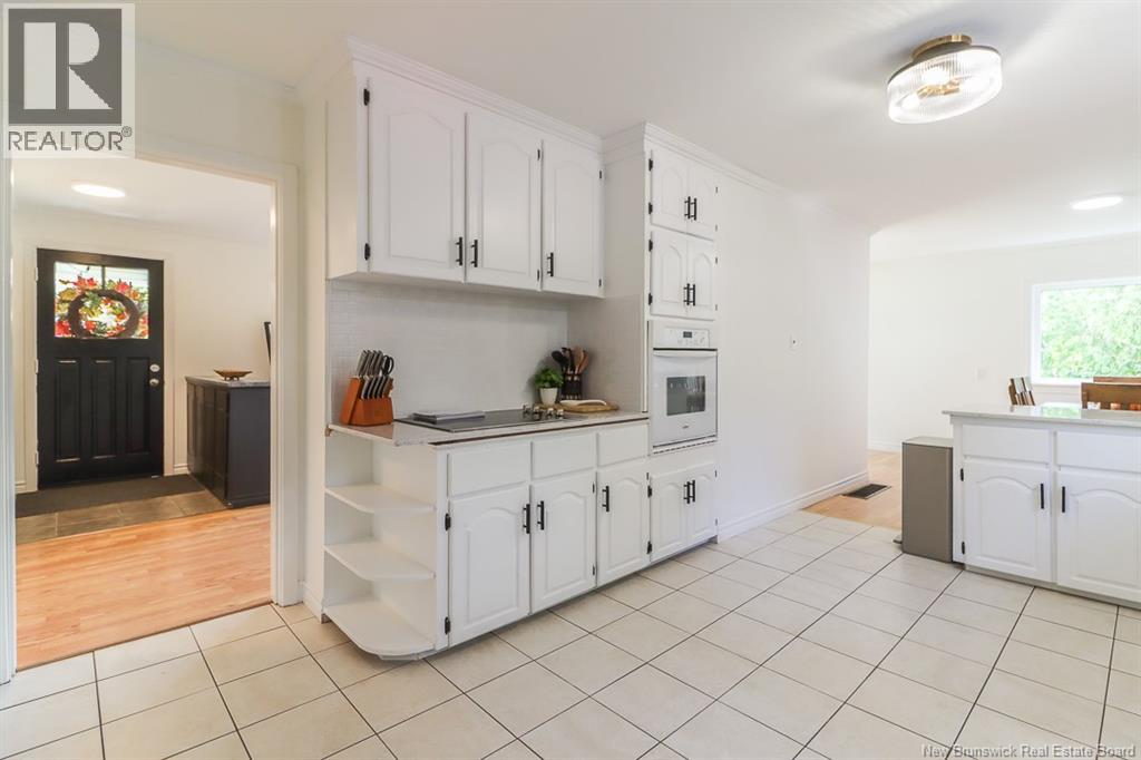 745 Main Street, Hampton, New Brunswick  E5N 6E2 - Photo 14 - NB147685