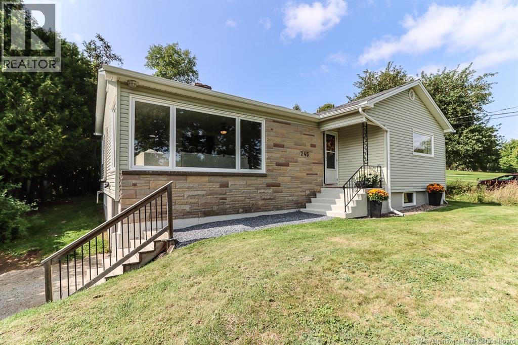 745 Main Street, Hampton, New Brunswick  E5N 6E2 - Photo 6 - NB147685