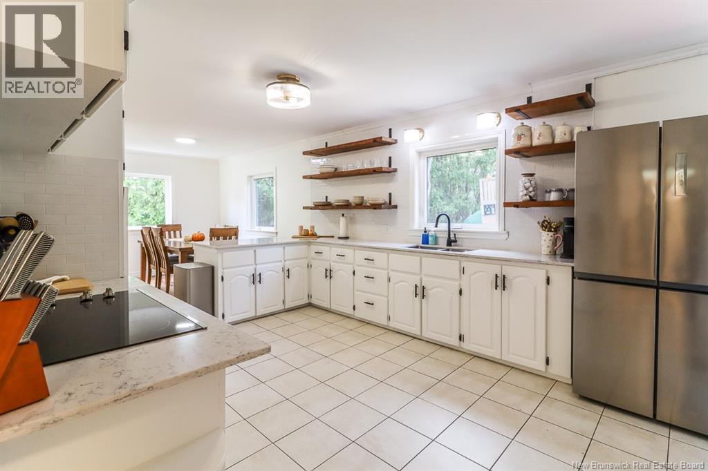 745 Main Street, Hampton, New Brunswick  E5N 6E2 - Photo 19 - NB147685