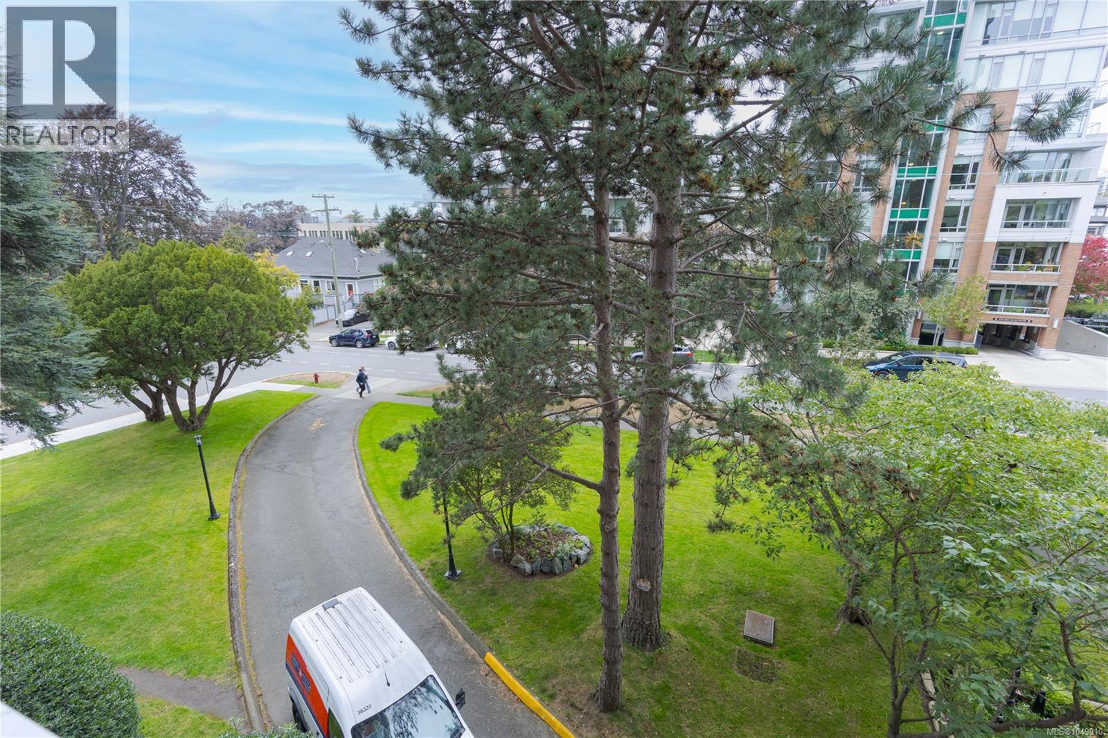 303 647 Michigan St, Victoria, British Columbia  V8V 1S9 - Photo 14 - 1049910
