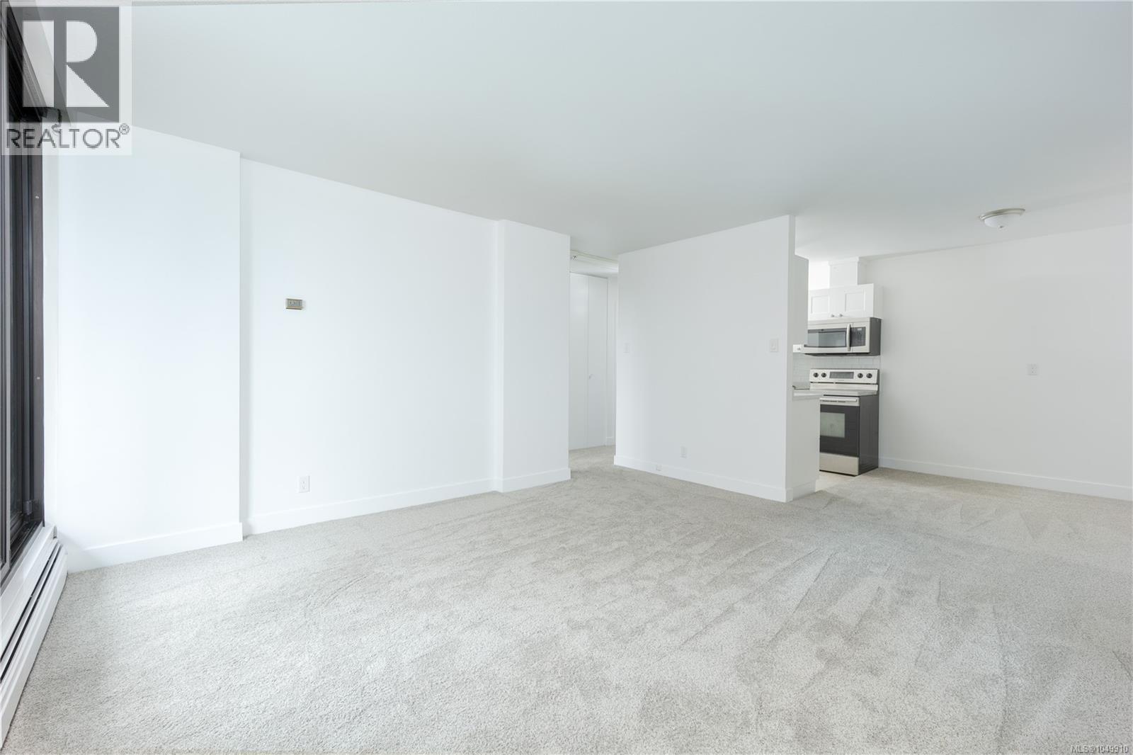303 647 Michigan St, Victoria, British Columbia  V8V 1S9 - Photo 3 - 1049910