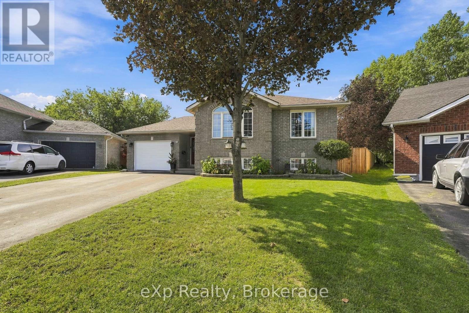 10 Christopher Court, Belleville, Ontario  K8N 5Z3 - Photo 3 - X13788814