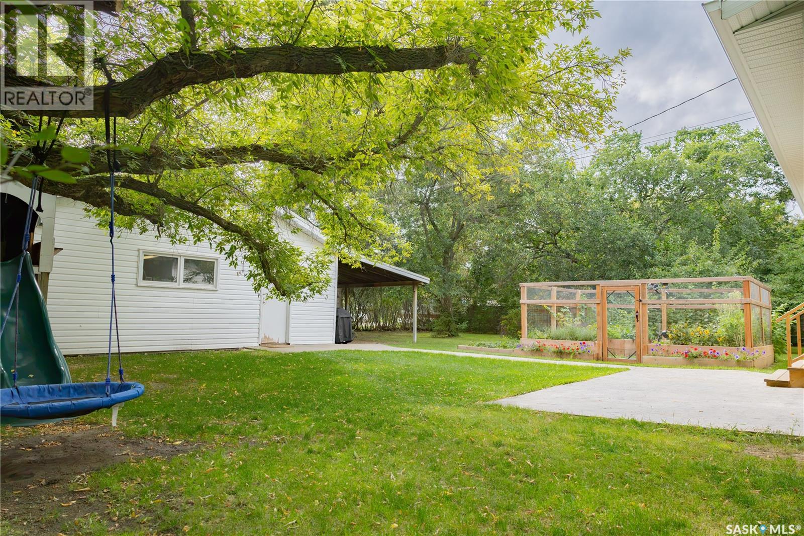 208 1st Street, Dundurn, Saskatchewan  S0K 1K0 - Photo 26 - SK048591