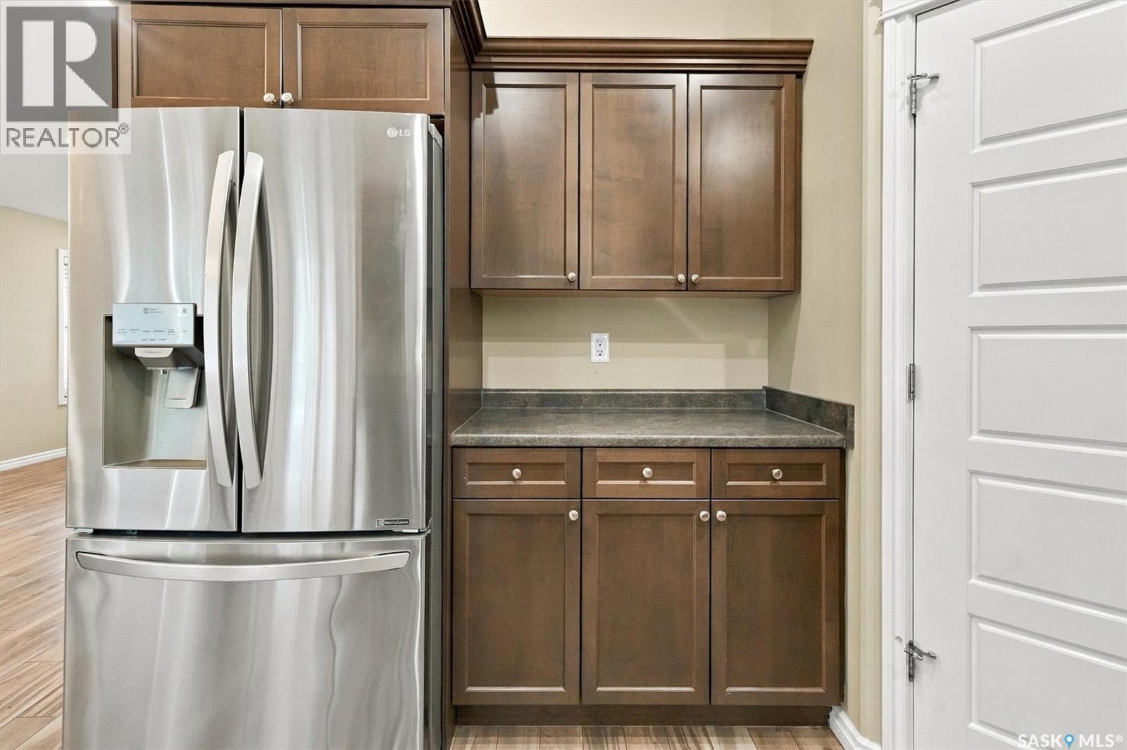 502 Lehrer Crescent, Saskatoon, Saskatchewan  S7R 0L3 - Photo 12 - SK048539