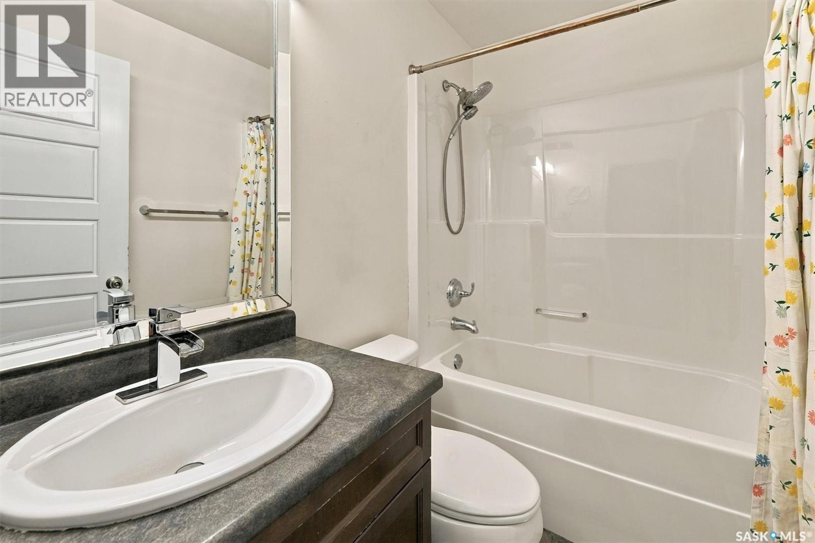 502 Lehrer Crescent, Saskatoon, Saskatchewan  S7R 0L3 - Photo 22 - SK048539