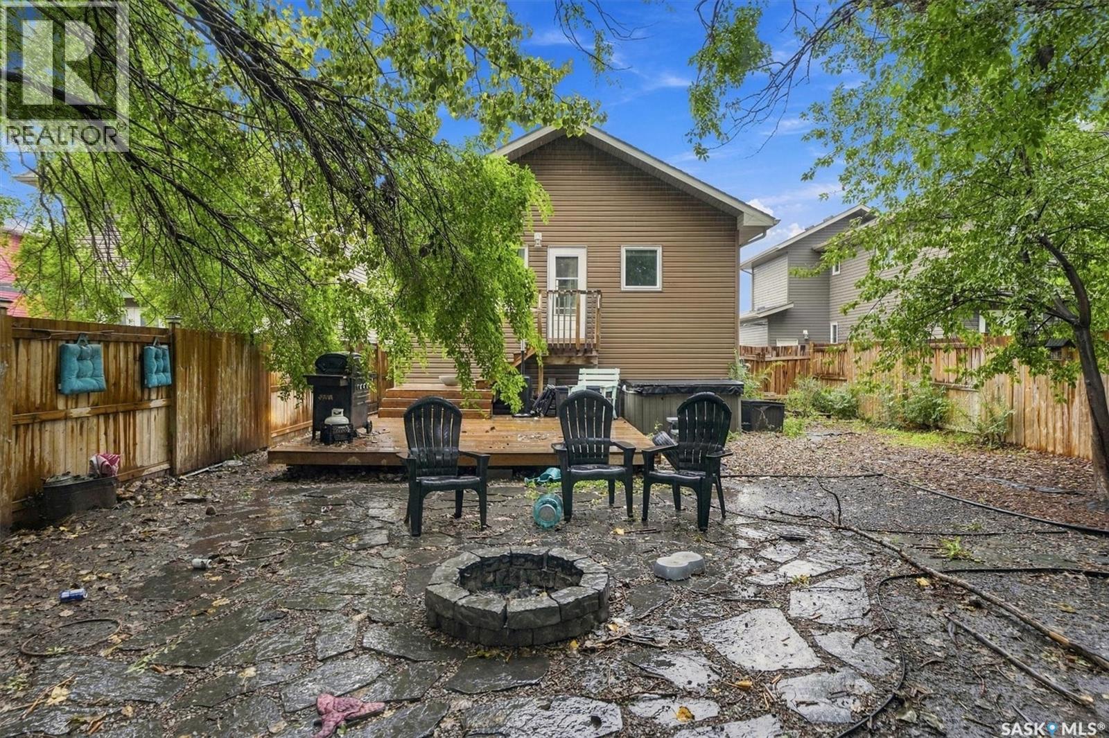 502 Lehrer Crescent, Saskatoon, Saskatchewan  S7R 0L3 - Photo 37 - SK048539