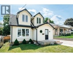 11 SECOND Avenue, Cambridge, Ontario