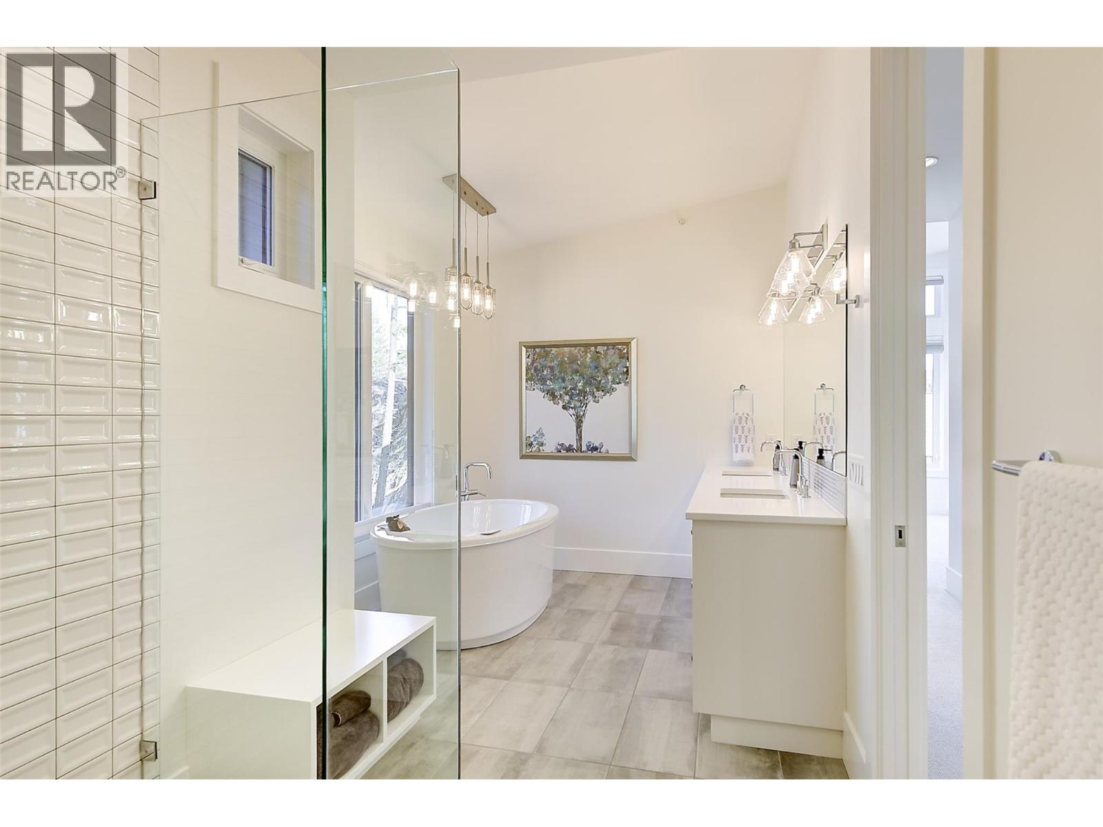 683 Havencrest Court, Vernon, British Columbia  V1H 2L9 - Photo 35 - 10389185