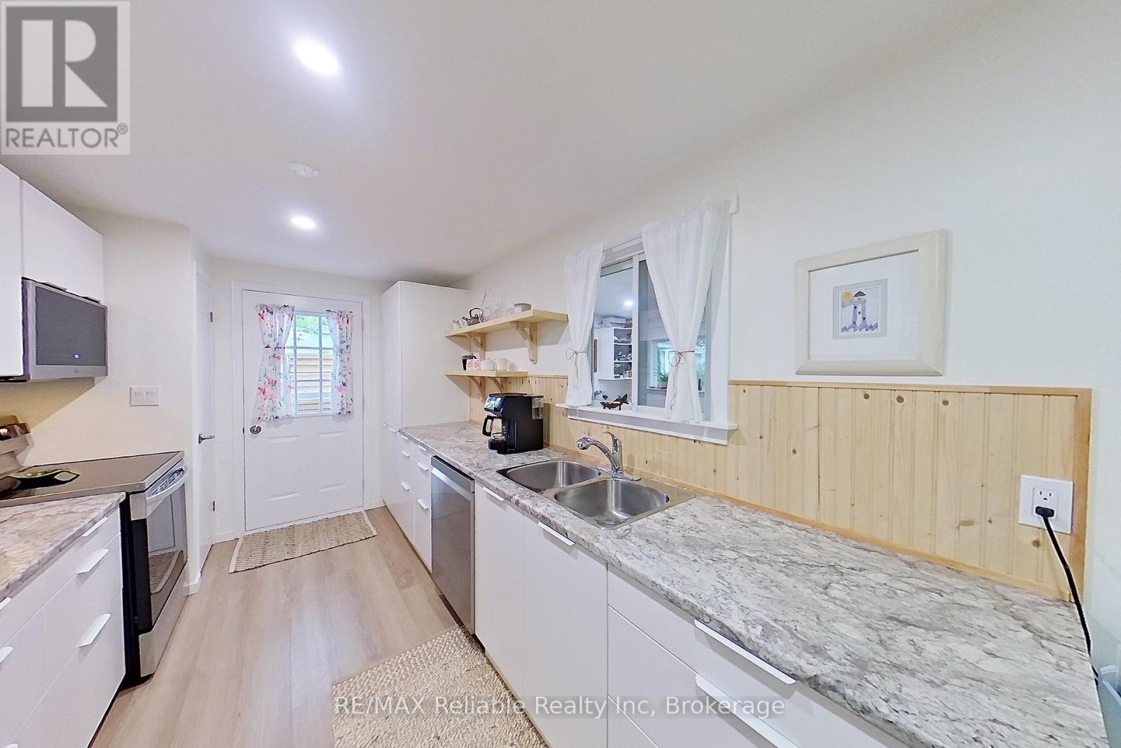 413 Shannon Boulevard, South Huron (Stephen), Ontario  N0M 1T0 - Photo 20 - X13788790