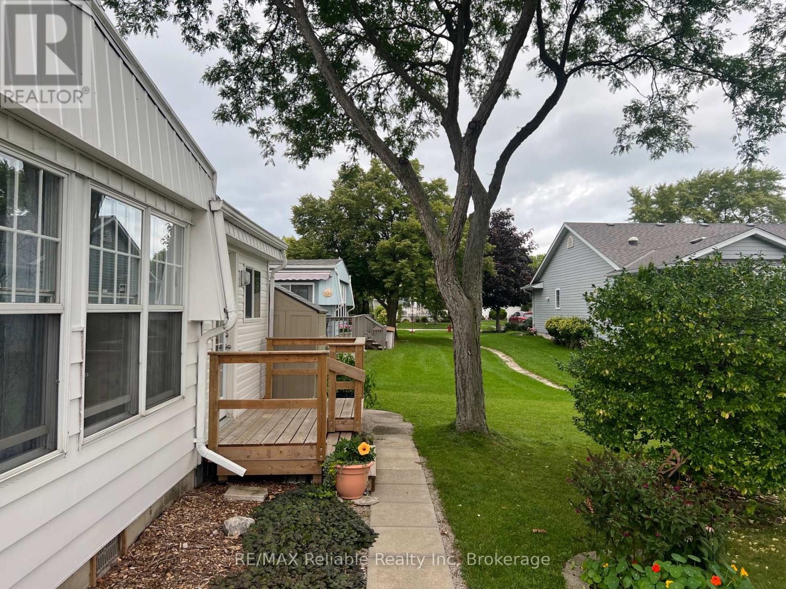 413 Shannon Boulevard, South Huron (Stephen), Ontario  N0M 1T0 - Photo 46 - X13788790