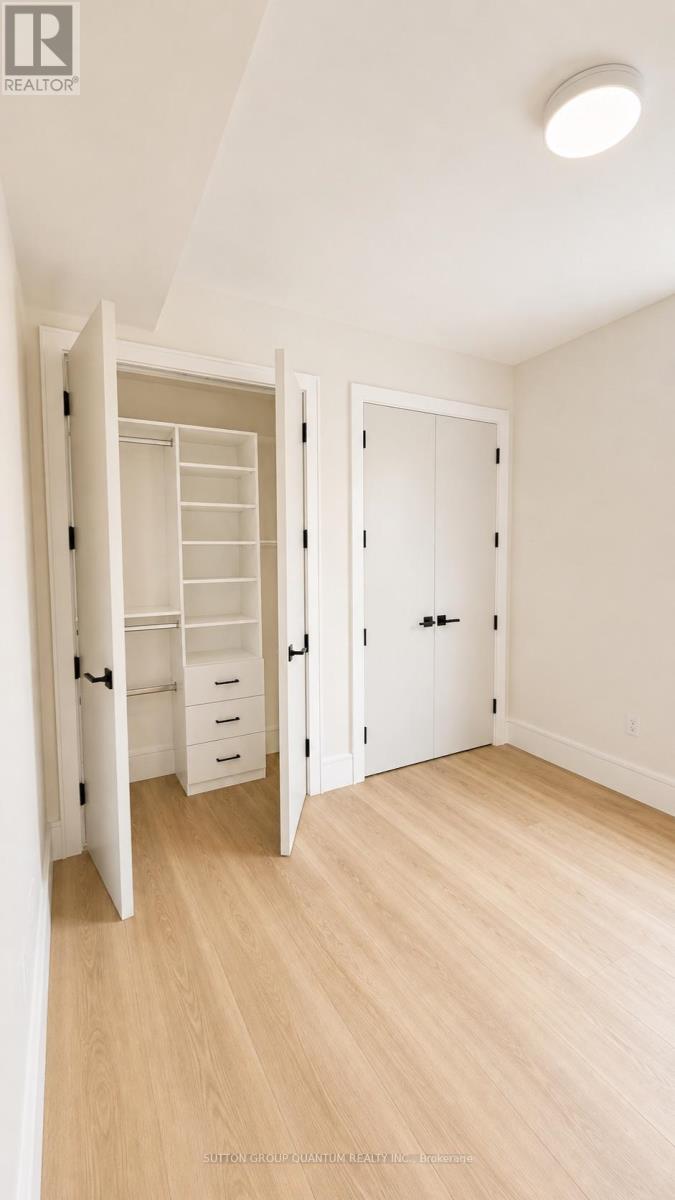 #1 - 43 Elmwood Avenue N, Mississauga, Ontario  L5G 3K1 - Photo 10 - W13788794
