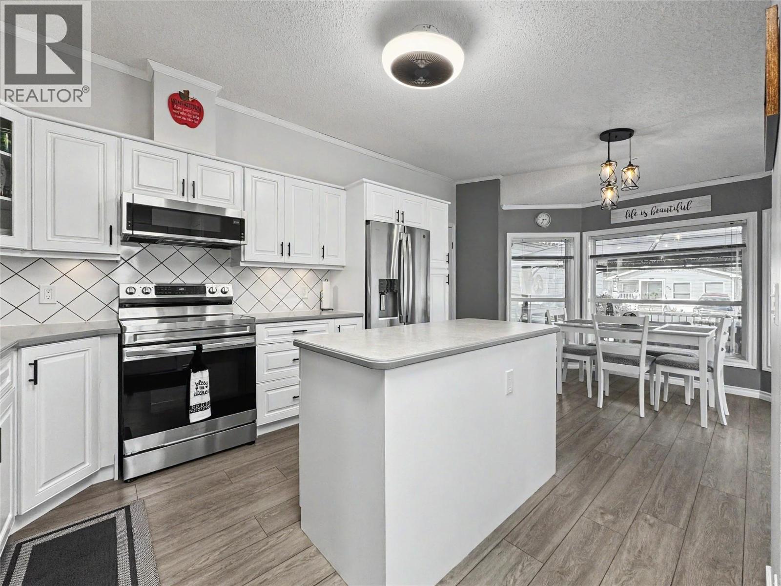 355 Mission Crescent, Cranbrook, British Columbia  V1C 6S5 - Photo 8 - 10400845
