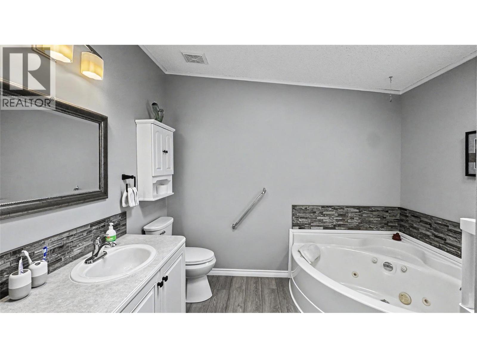 355 Mission Crescent, Cranbrook, British Columbia  V1C 6S5 - Photo 14 - 10400845