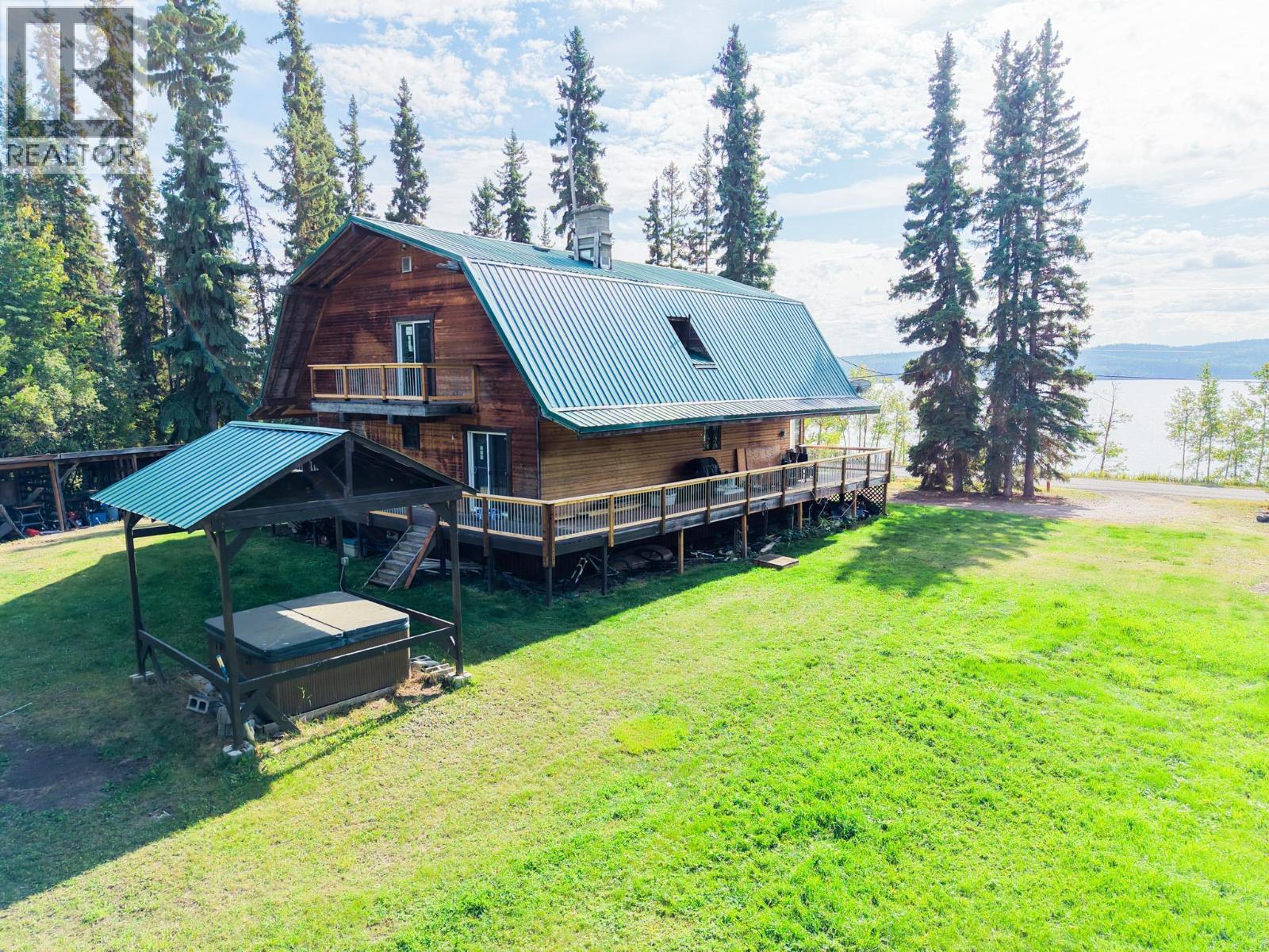 17132 Colleymount Road, Burns Lake, British Columbia  V0J 1E2 - Photo 2 - R3165674