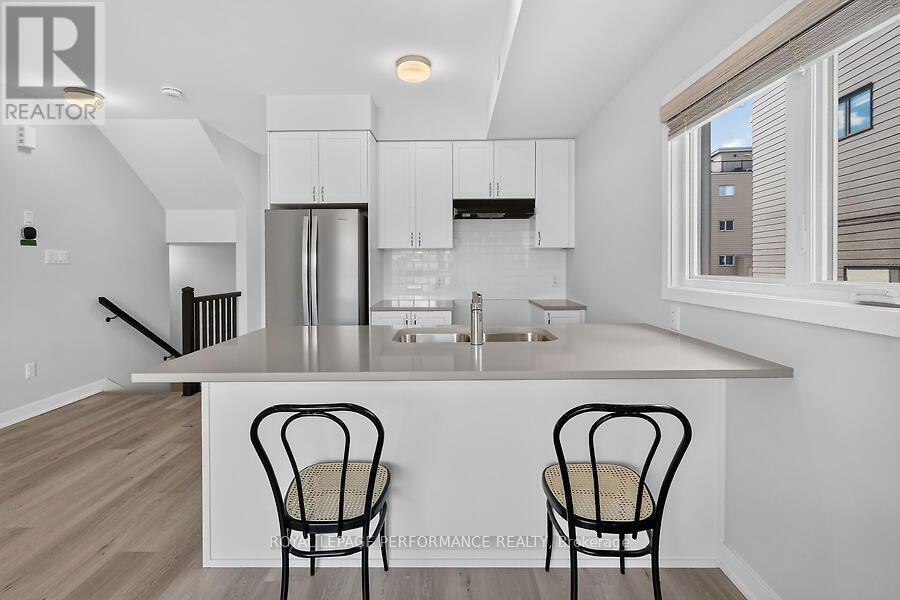 222 Mishi Private, Ottawa, Ontario  K1K 4E1 - Photo 13 - X13770010