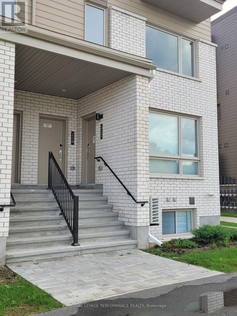 222 Mishi Private, Ottawa, Ontario  K1K 4E1 - Photo 4 - X13770010