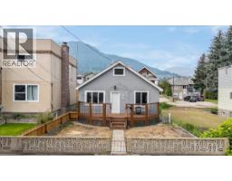 1430 THIRD Avenue, Trail, British Columbia