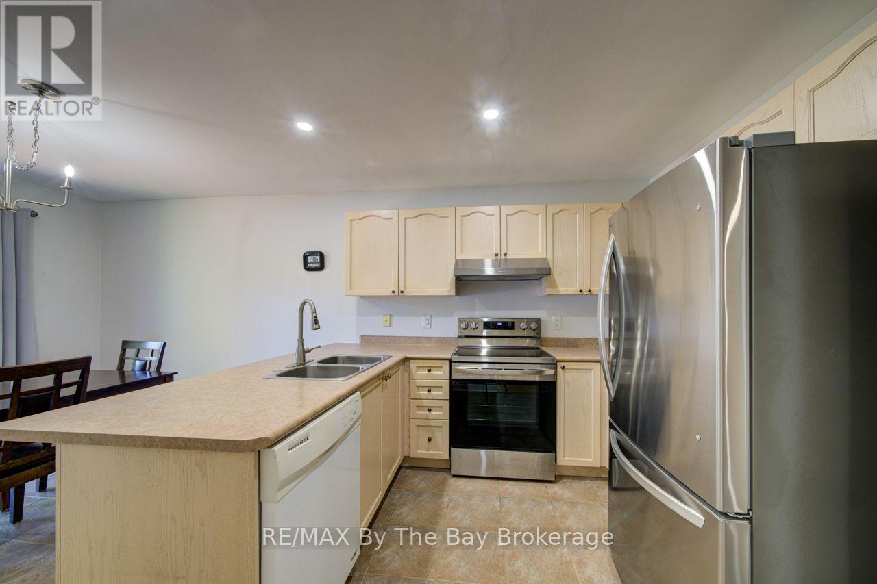 45 Rose Valley Way, Wasaga Beach, Ontario  L9Z 3C4 - Photo 12 - S13788850